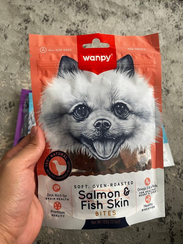 تشویقی ونپی سگ ماهی سالمون Salmon & Fish Skin Bites