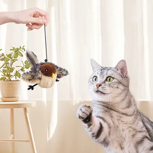 اسباب بازی گربه پرنده صدا دار